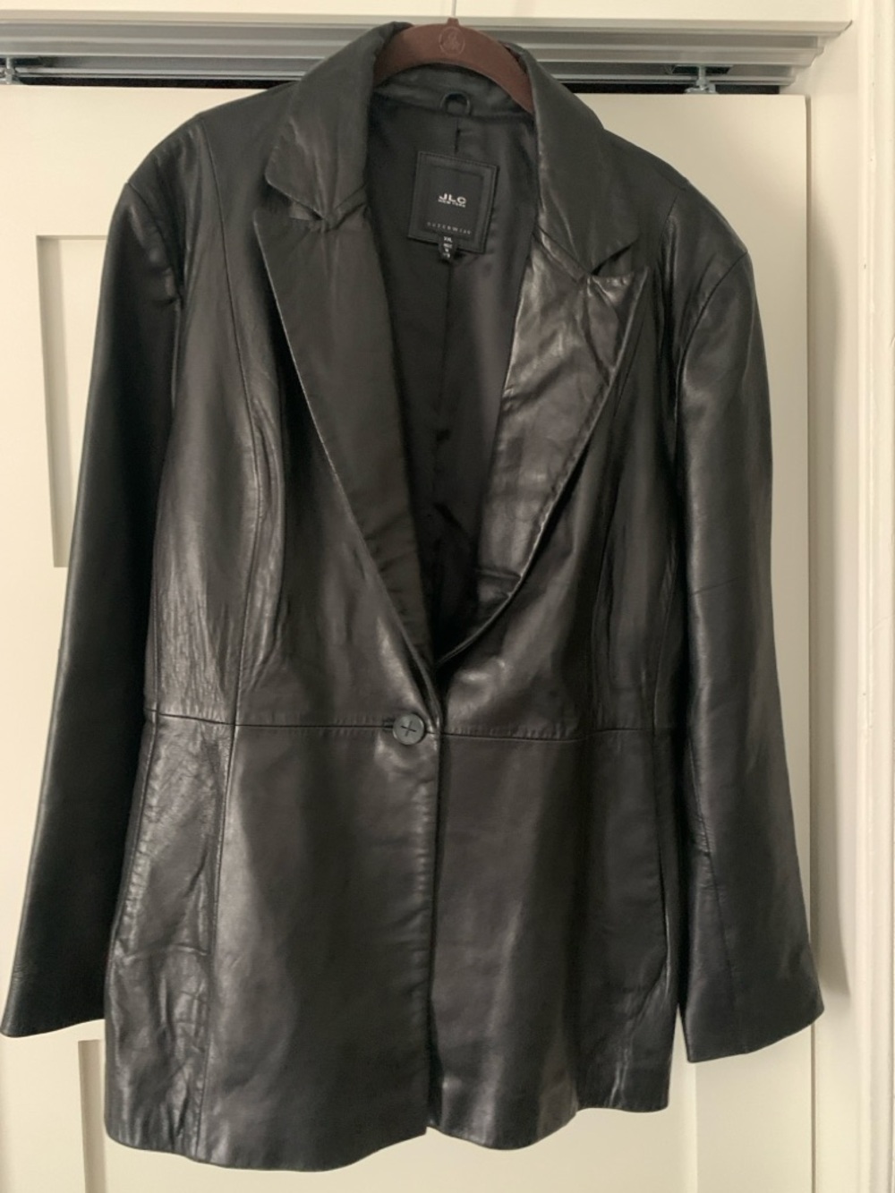 Classic Black Leather Single-Button Blazer Jacket